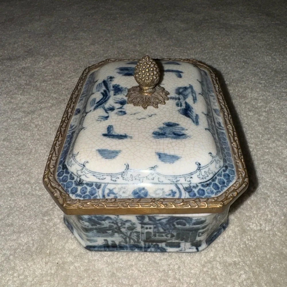 vintage decorative dish - Picture 3 of 11